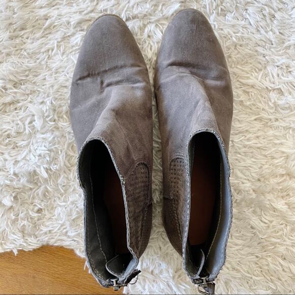 DV by Dolce Vita Target faux suede ankle booties boots womens shoe size 10 - Picture 6 of 8